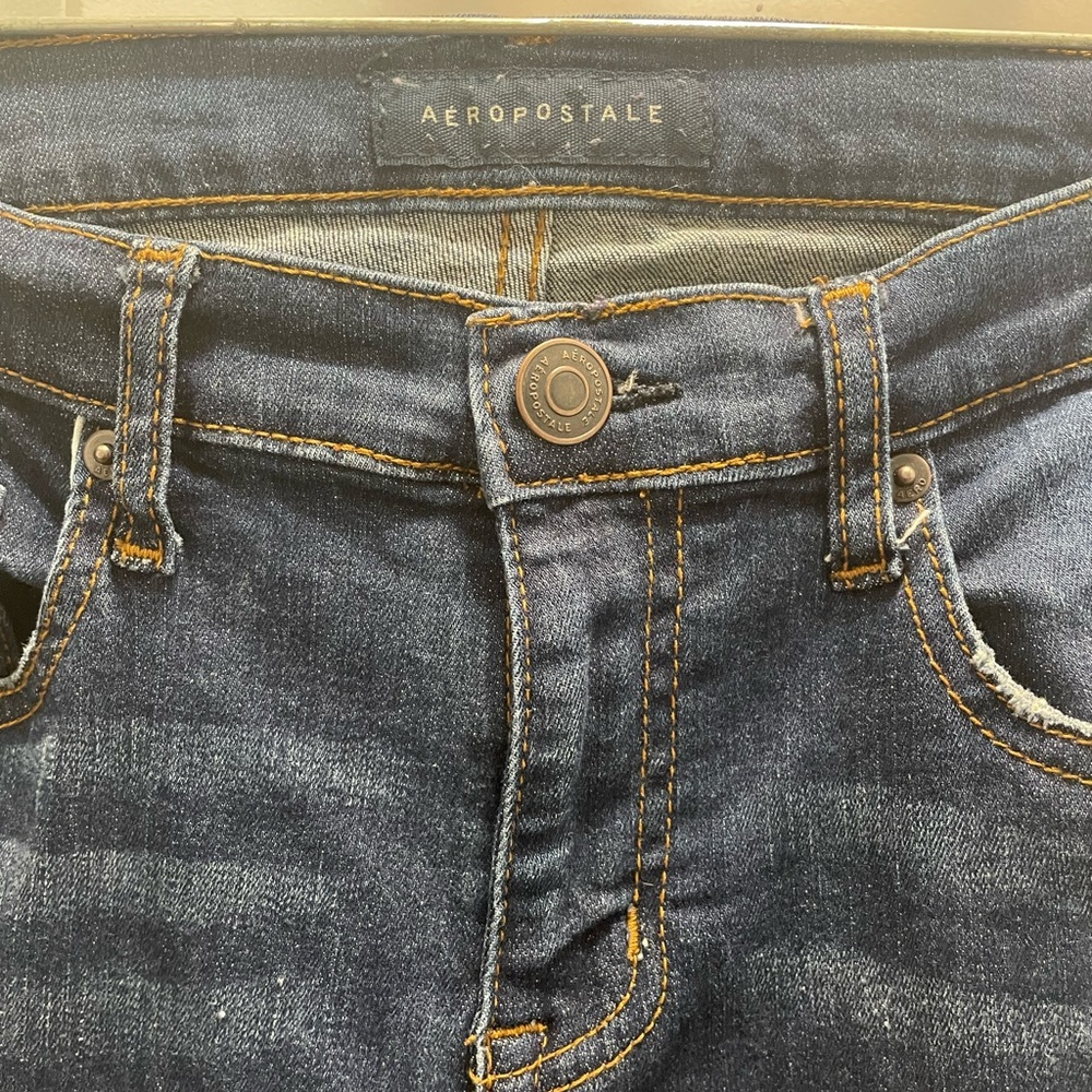 Aeropostale ladies skinny blue jeans distressed style size 10 regular - Picture 2 of 7